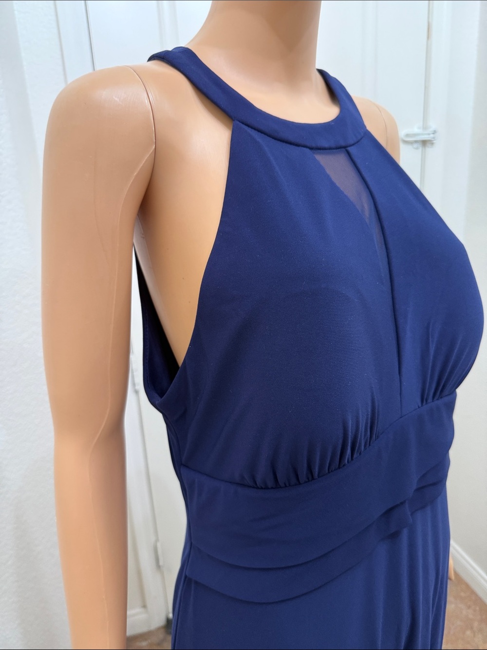NW Nightway 16 Elegant Navy Blue Halter Maxi Dress Sheer V Inset Slimming Waist - Picture 2 of 13